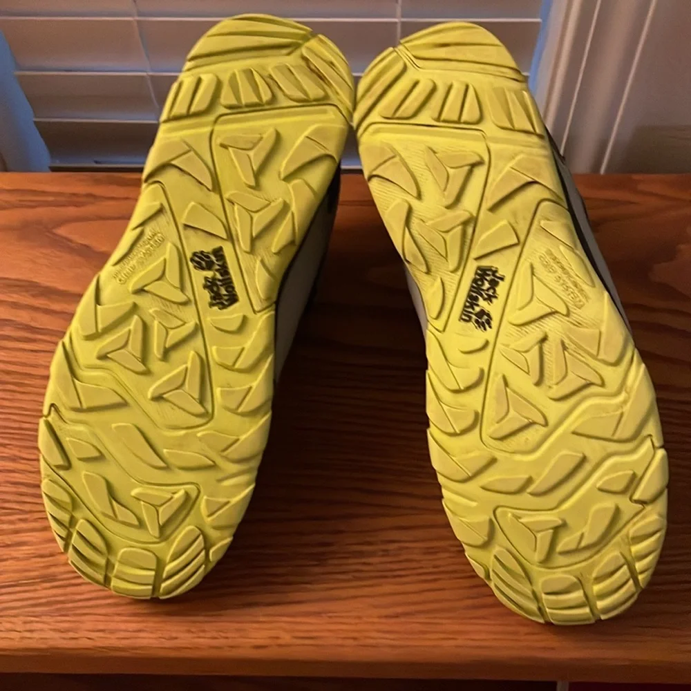 Jack Wolfskin boots hike/ walk US 7.5 waterproof
